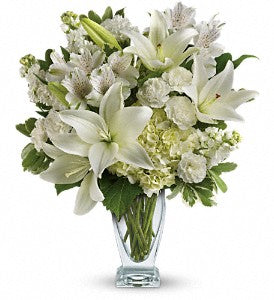 Purest Love Bouquet - Flowers by Sauchas